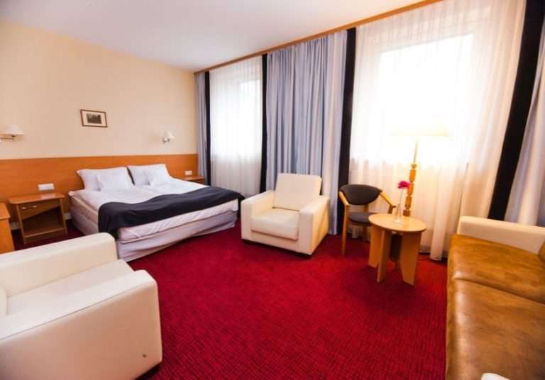 Wygodne pokoje w Gliwicach - Noclegi w hotelu Malinowski Business***