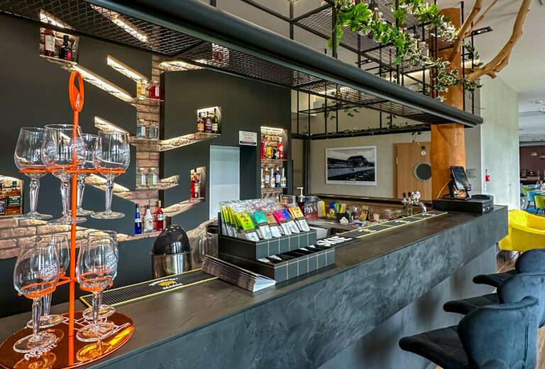 Bar hotelowy - Hotel Gliwice Malinowski